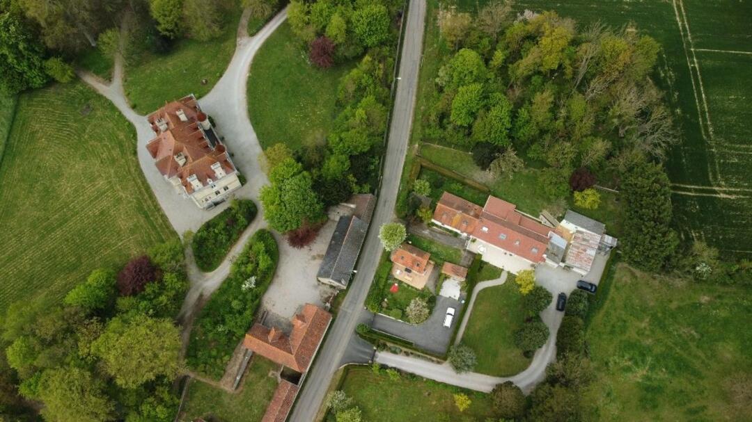 Aux Portes Du Chateau Cottage Intimiste Et Cosy A L'Abri Des Regards Propice A La Detente Rinxent Exterior foto